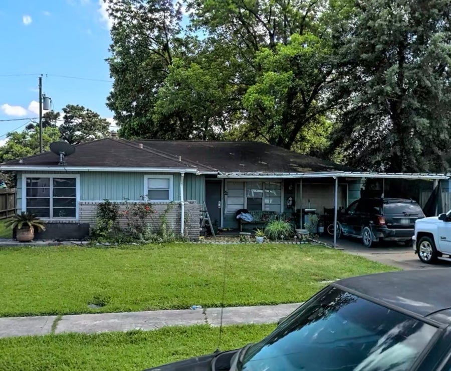 Property photo for 3216 Chestershire Drive, Pasadena, TX