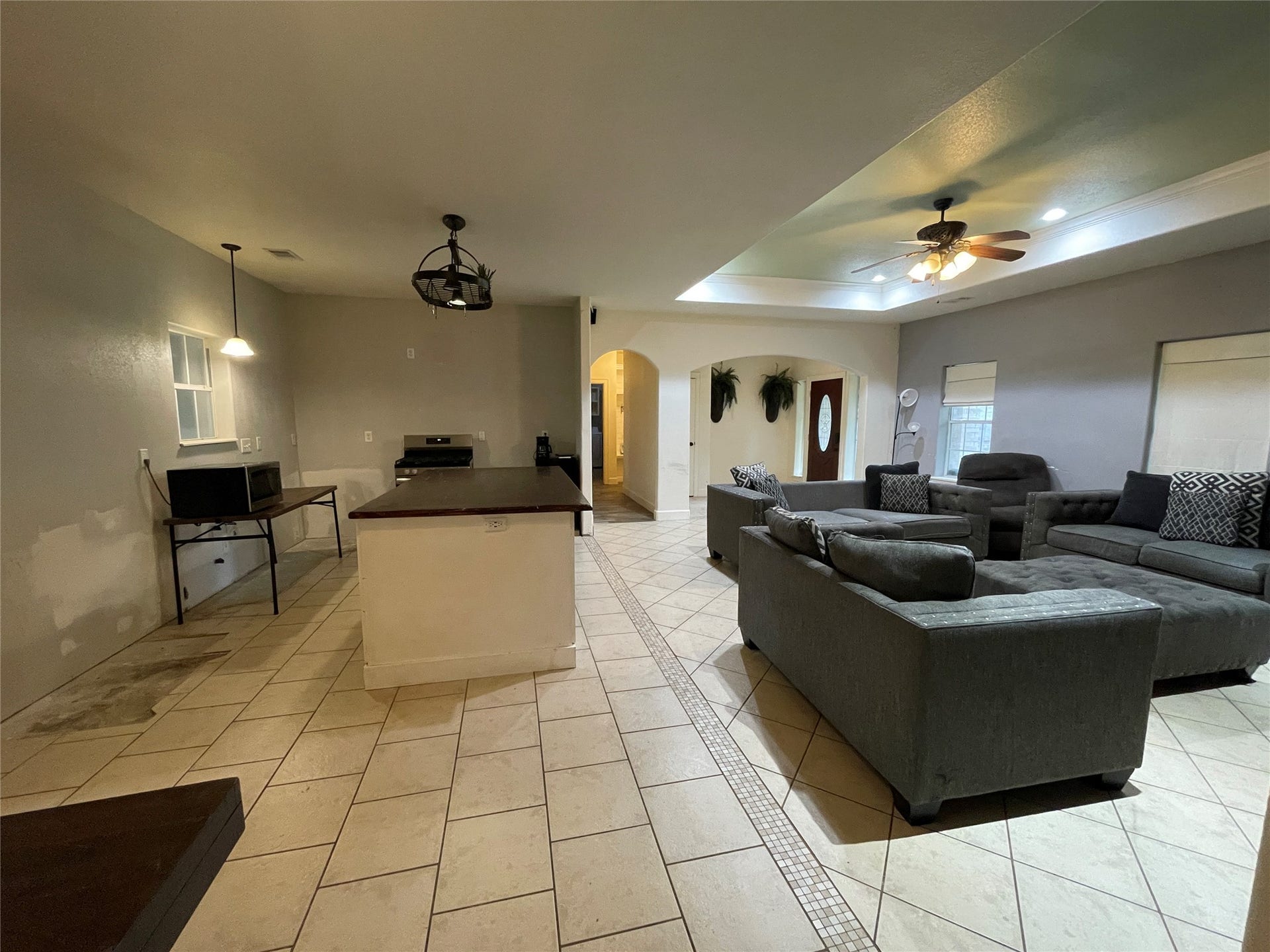 2011 Old Ox Road, Spring, TX 77386