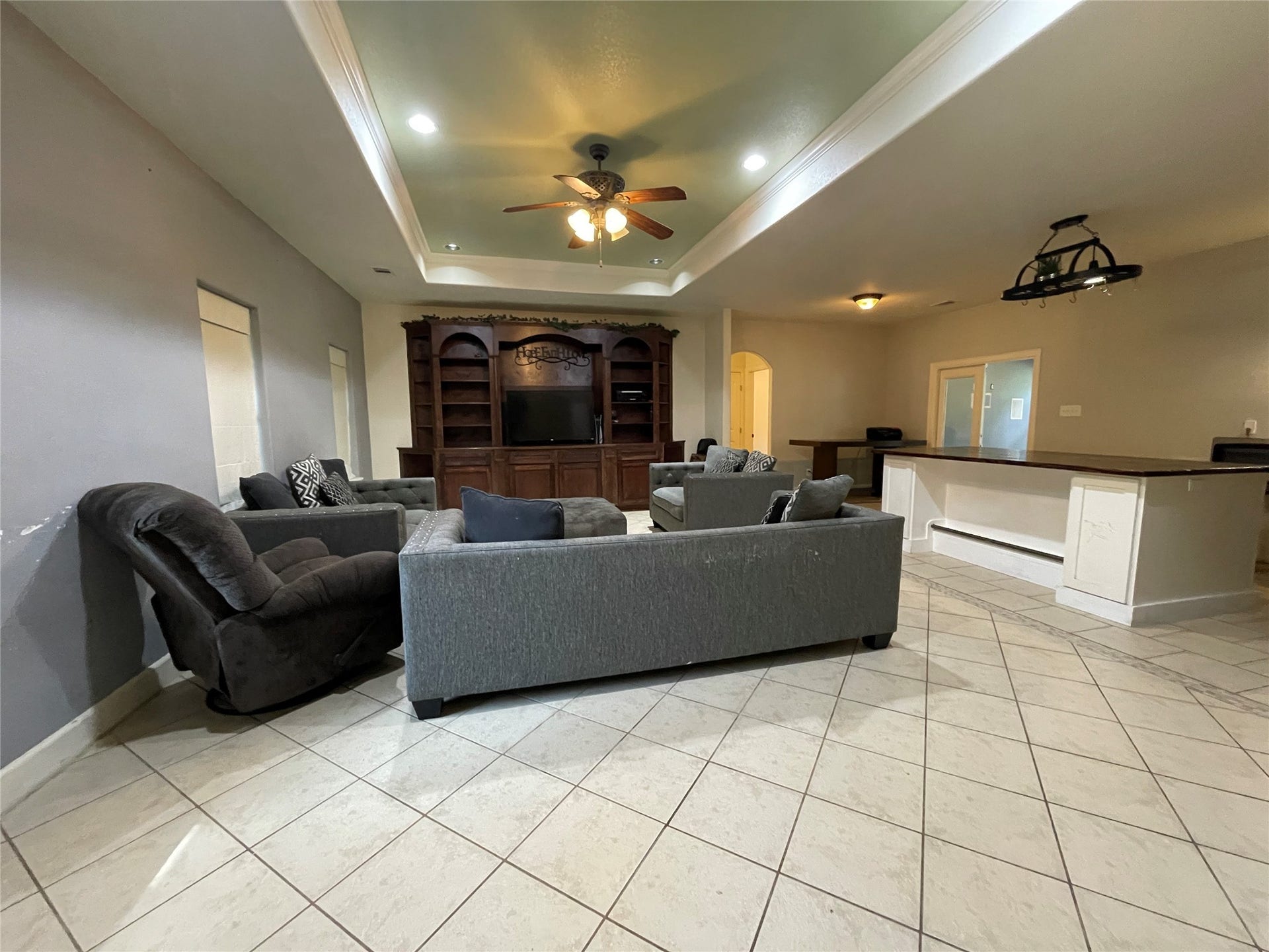 2011 Old Ox Road, Spring, TX 77386