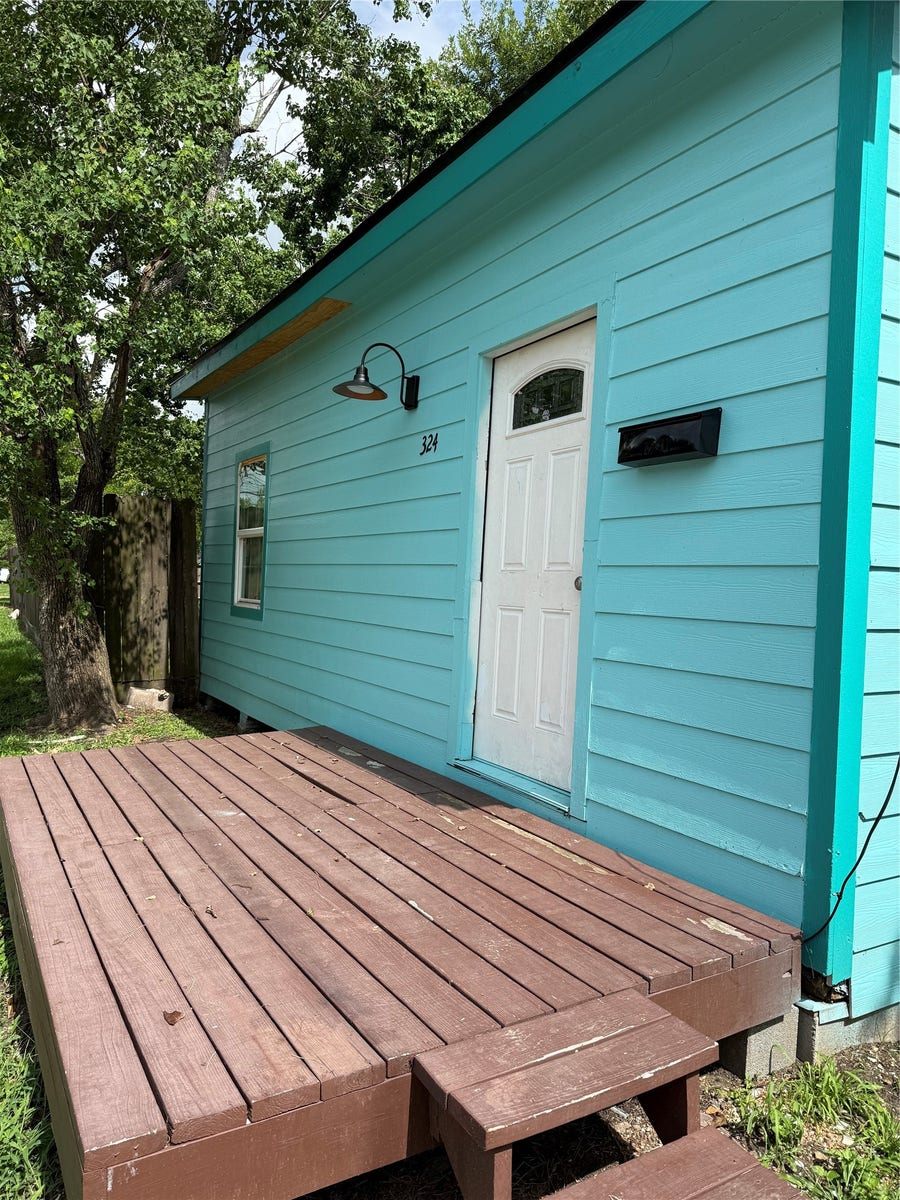 Property photo for 324 E Wilkins Street, Angleton, TX