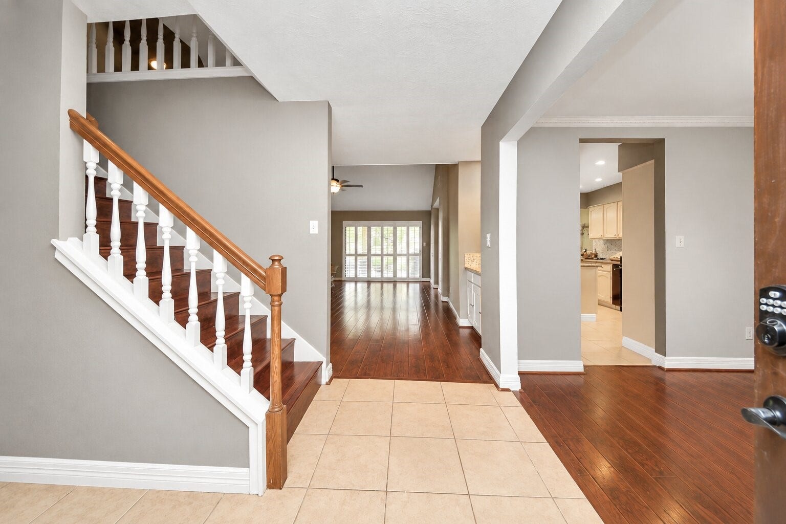 1710 Mayweather Lane, Richmond, TX 77406 The foyer offers an inviting first impression with hardwood flooring and neutral tones.