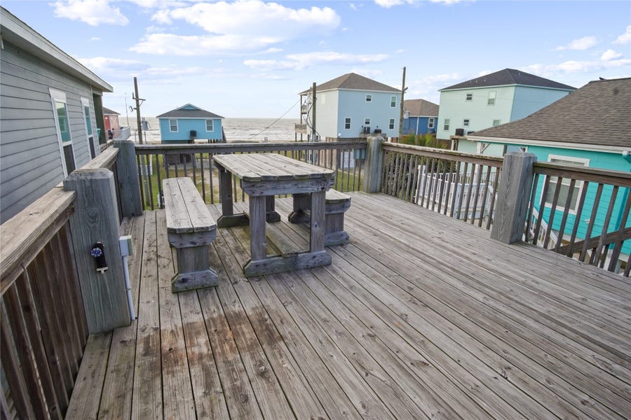 Property photo for 1811 Redfish Lane, Crystal Beach, TX