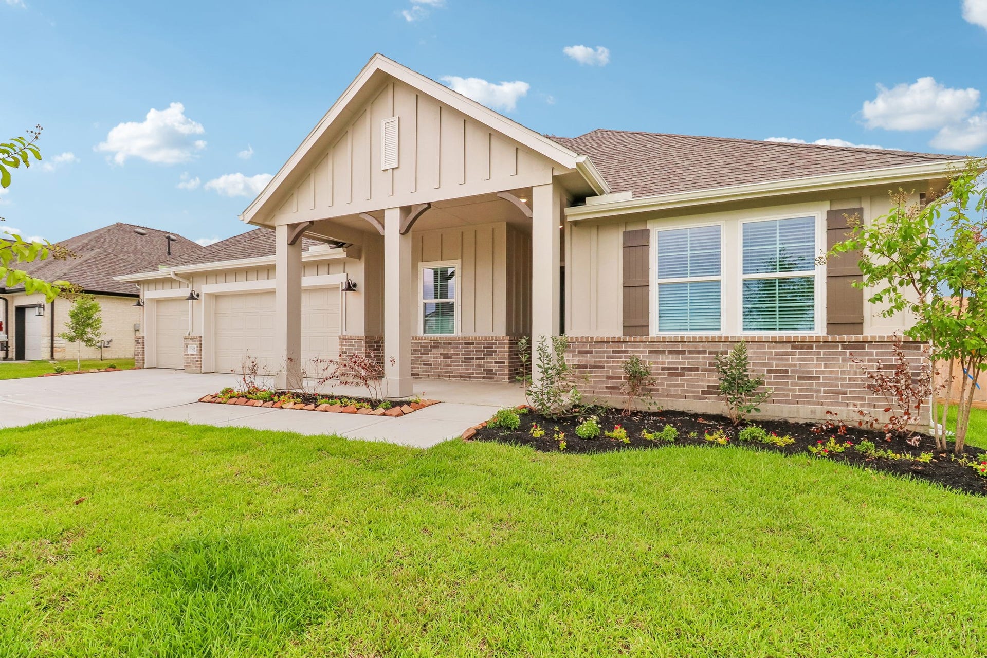 11822 Old Fashion Circle, Mont Belvieu, TX 77535 11822 Old Fashion Circle, Mont Belvieu, TX 77535
