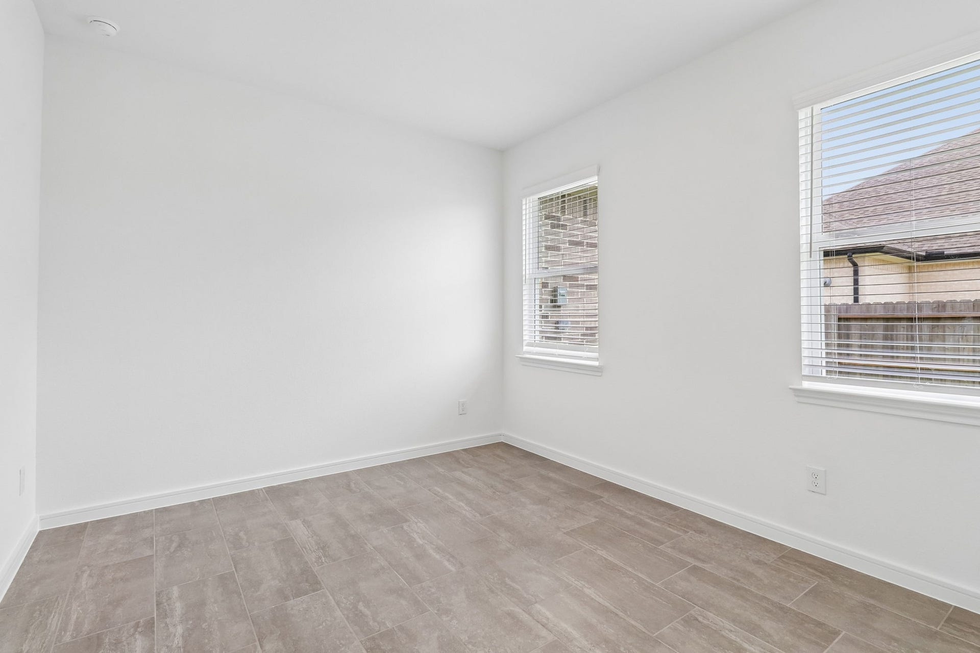 11822 Old Fashion Circle, Mont Belvieu, TX 77535 Bedroom 3