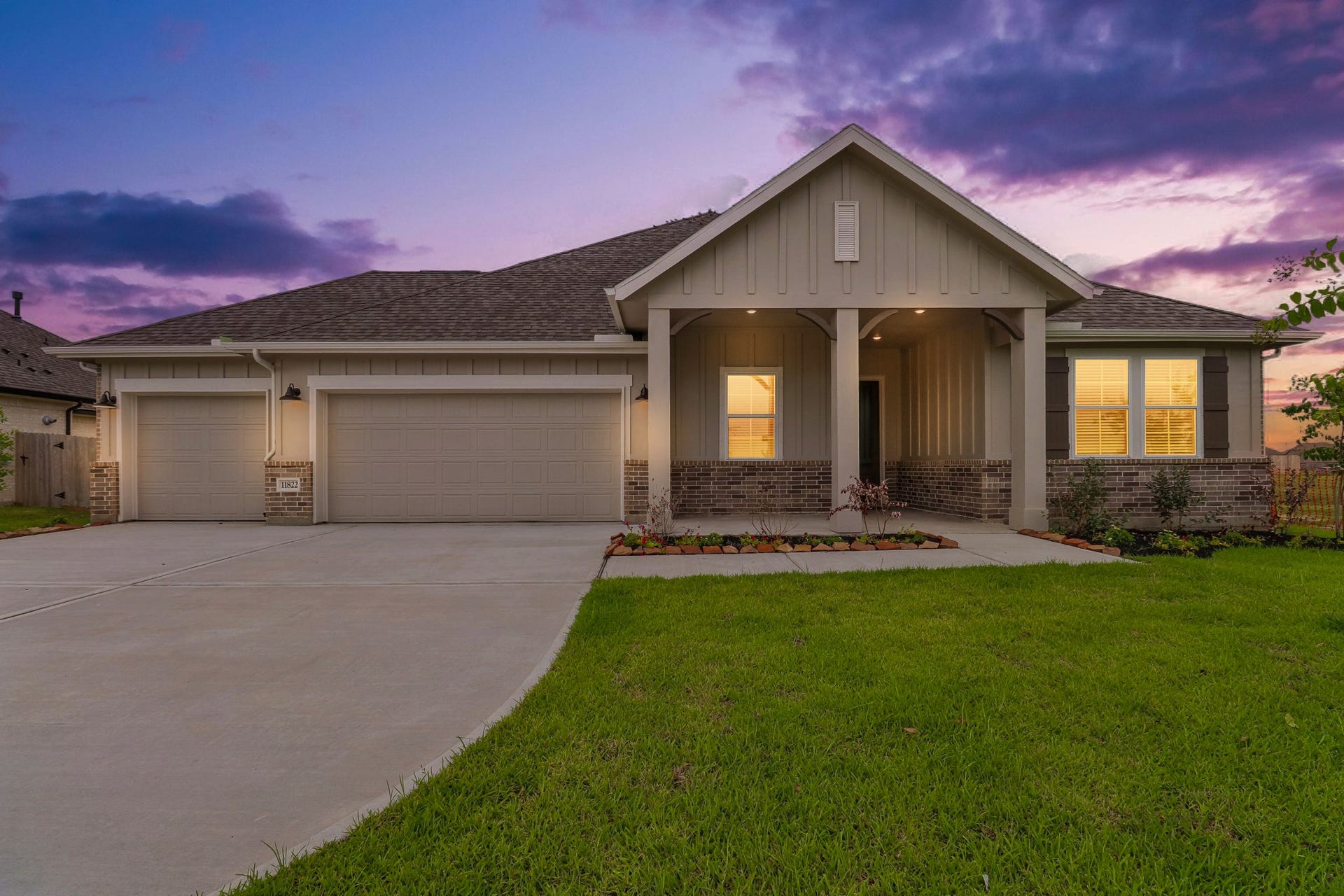 11822 Old Fashion Circle, Mont Belvieu, TX 77535 11822 Old Fashion Circle, Mont Belvieu, TX 77535