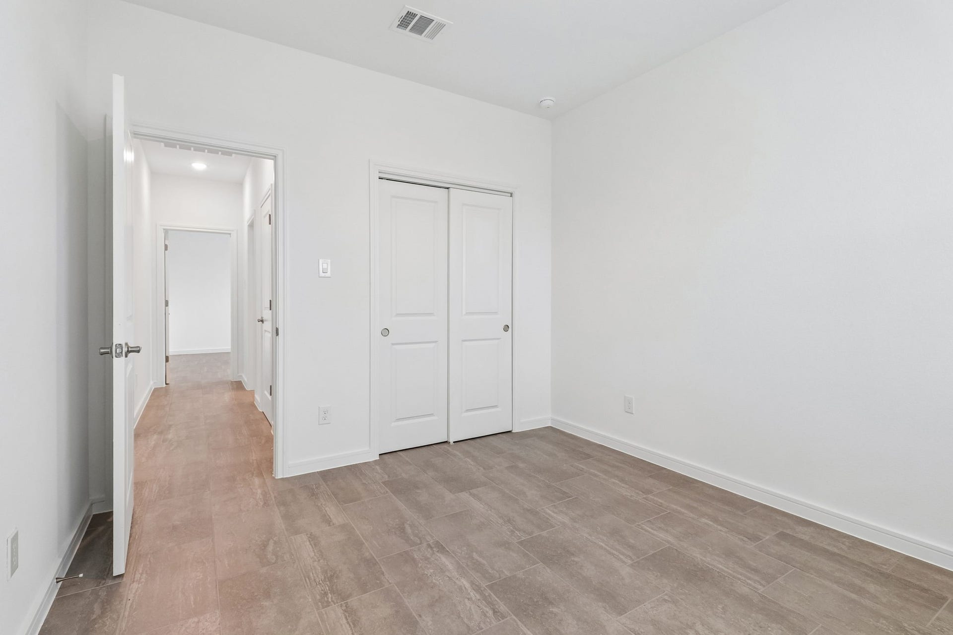 11822 Old Fashion Circle, Mont Belvieu, TX 77535 Bedroom 2