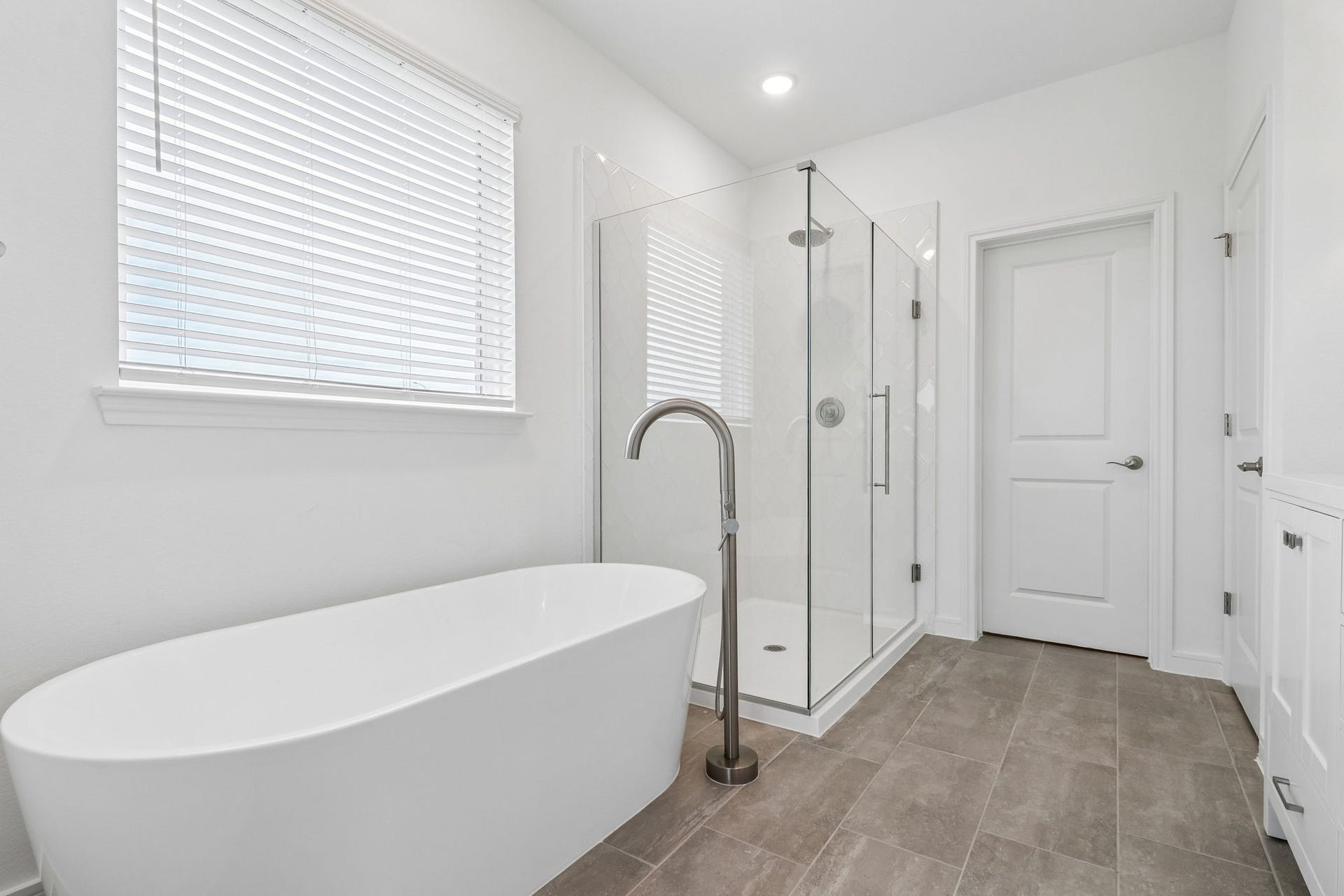 11822 Old Fashion Circle, Mont Belvieu, TX 77535 11822 Old Fashion Circle, Mont Belvieu, TX 77535