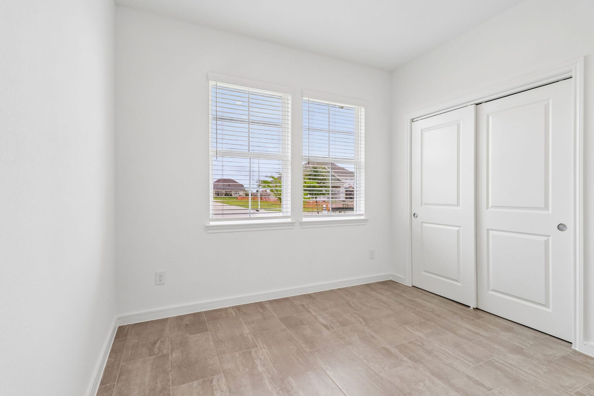 11822 Old Fashion Circle, Mont Belvieu, TX 77535 11822 Old Fashion Circle, Mont Belvieu, TX 77535
