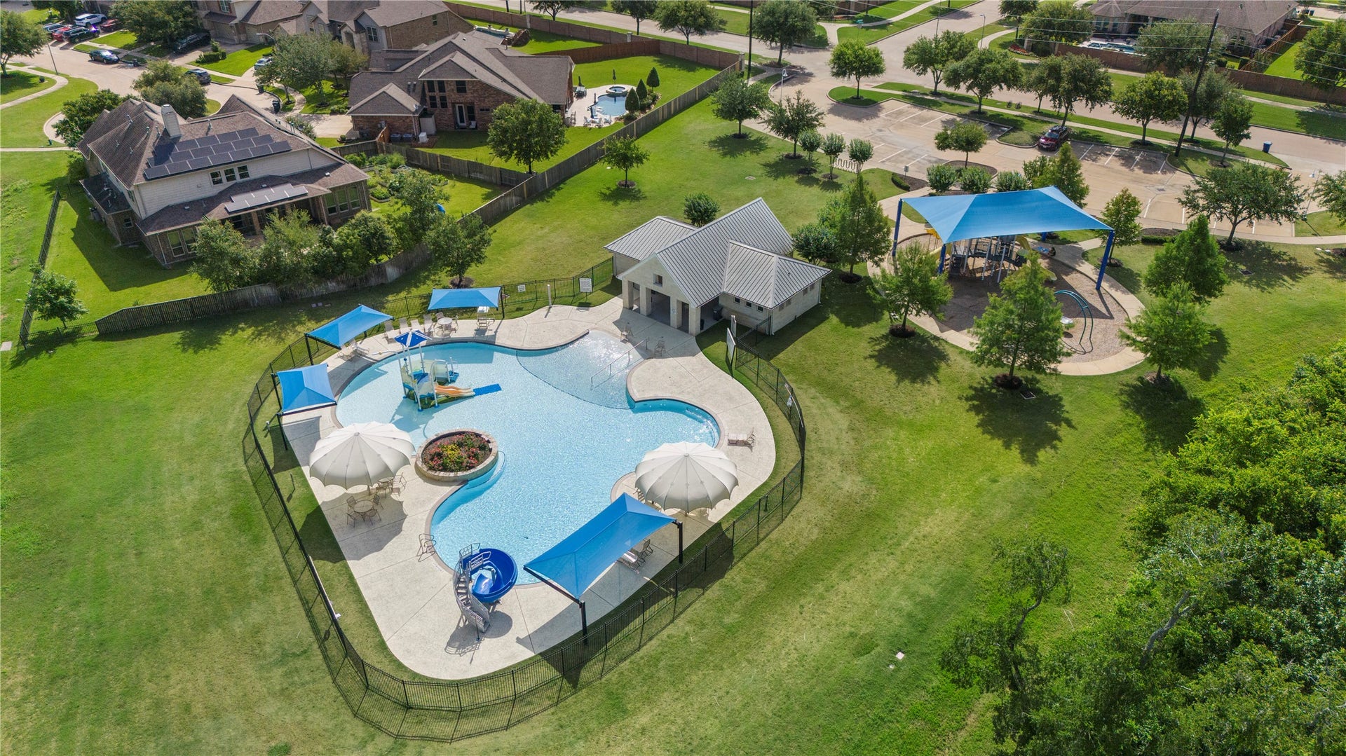 7811 Ravens Point Drive, Richmond, TX 77406 Second pool off James Long Parkway
