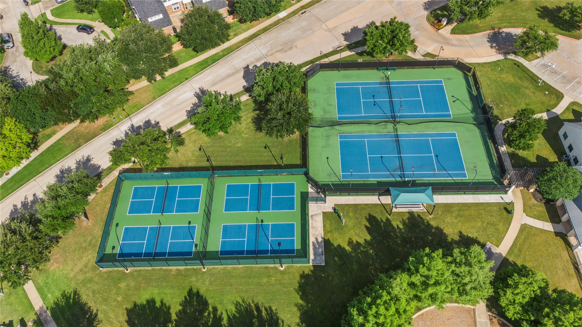 7811 Ravens Point Drive, Richmond, TX 77406 Tennis and pickleball courts