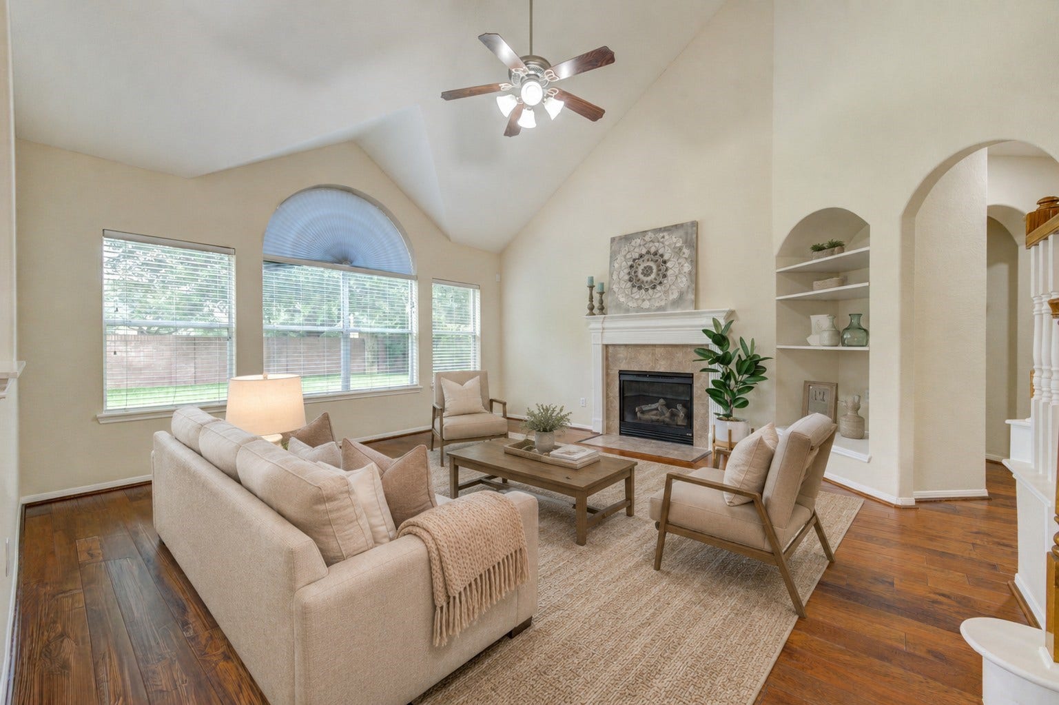 7811 Ravens Point Drive, Richmond, TX 77406 Virtually staged family room