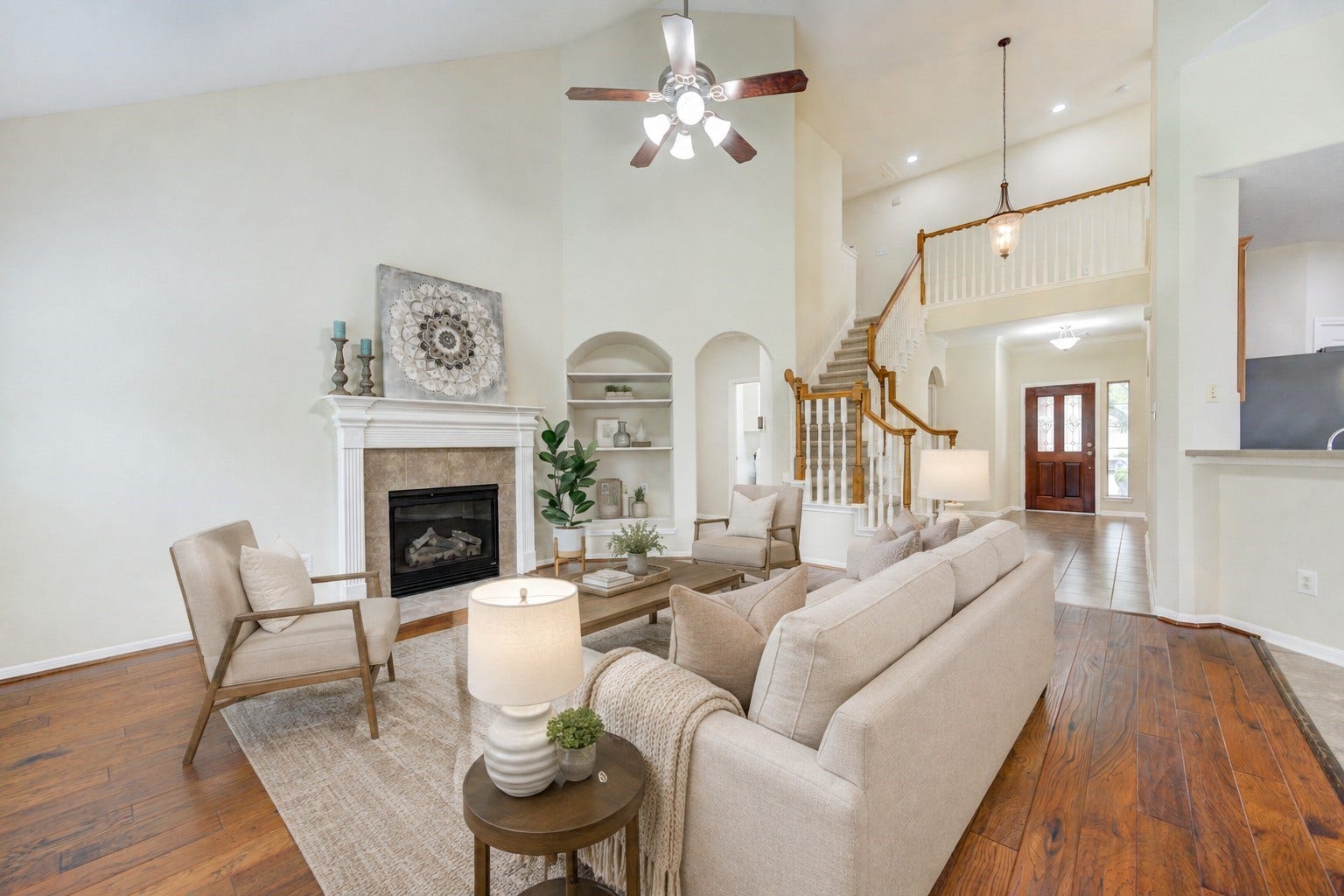 7811 Ravens Point Drive, Richmond, TX 77406 Virtually staged family room