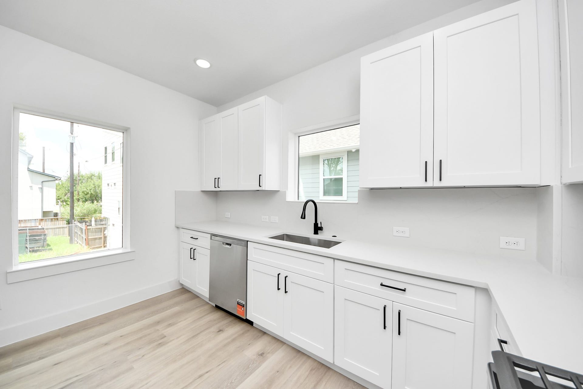 4410 Allen Street, #B, Houston, TX 77007 4410 Allen Street, #B, Houston, TX 77007