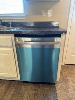 7130 Orange Tree Lane, Richmond, TX 77469 new appliances!