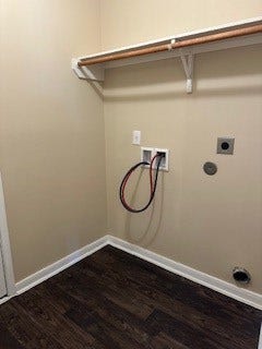 7130 Orange Tree Lane, Richmond, TX 77469 laundry room