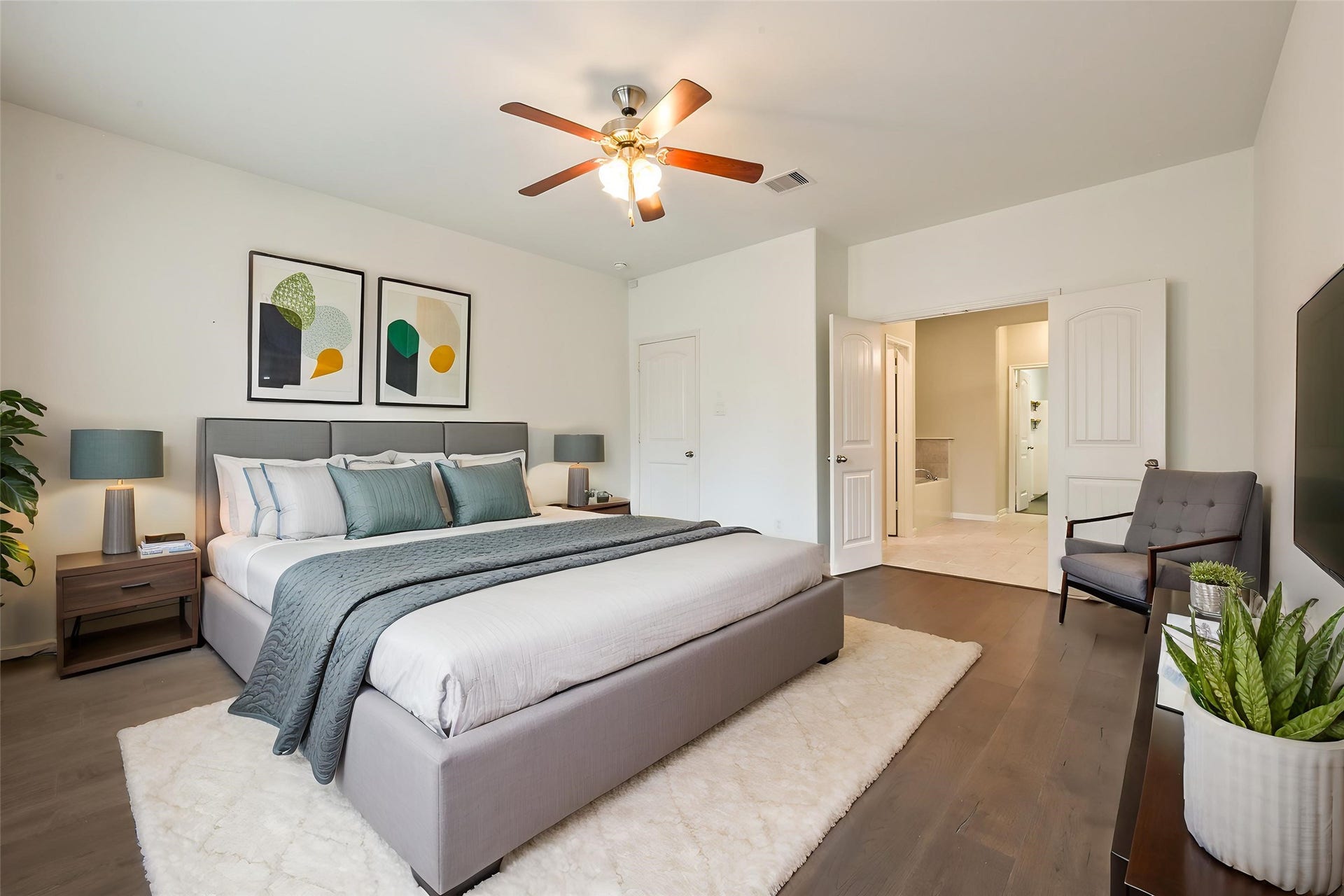 Flexible living and dining space with plenty of room for gatherings.