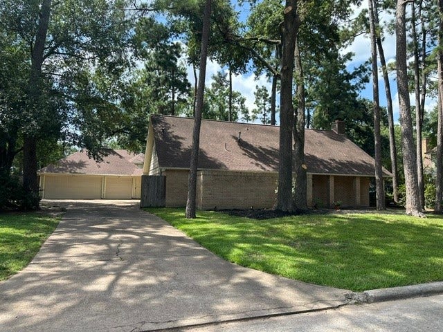 Property photo for 8330 Silver Shadows Lane, Spring, TX