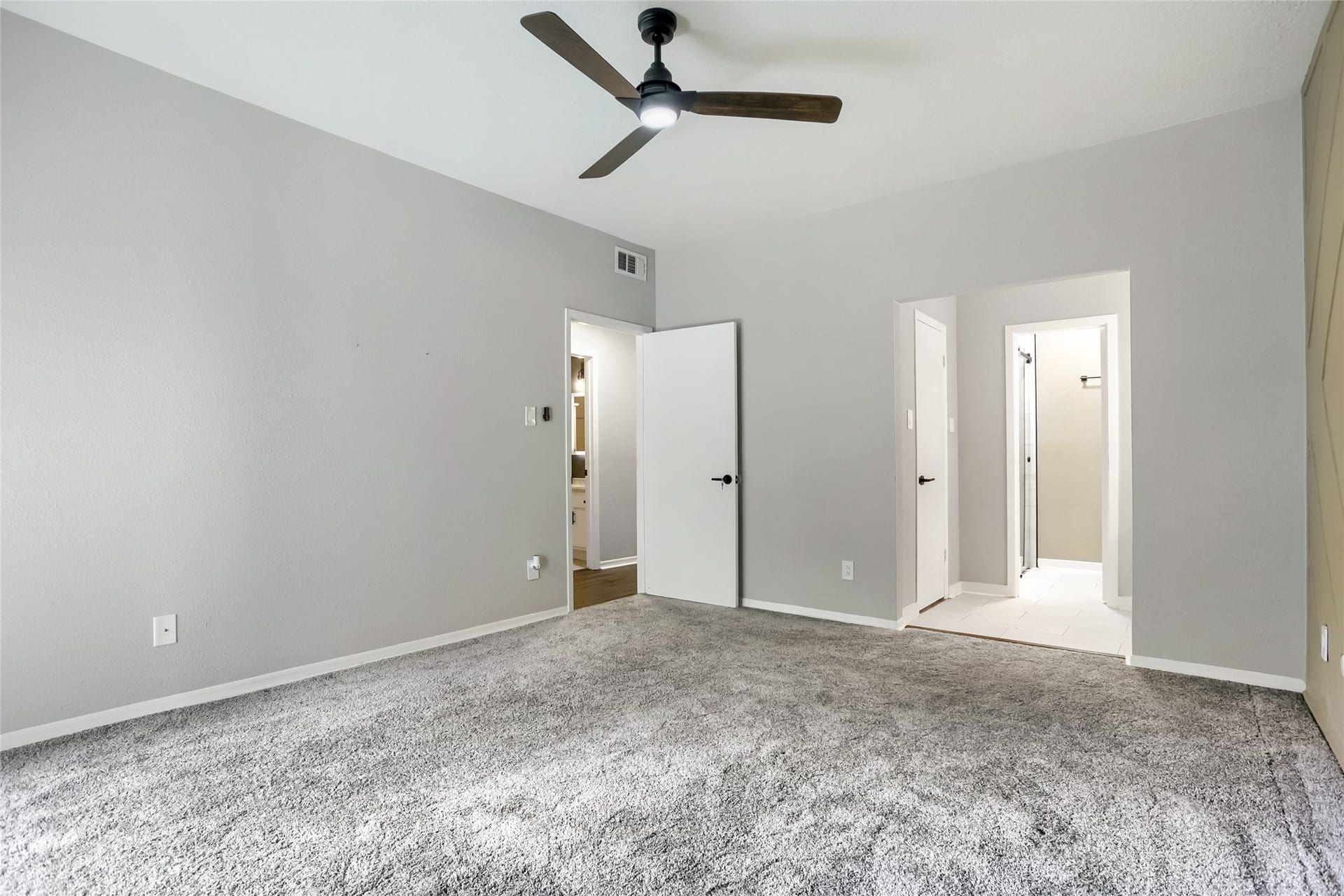 1818 Augusta Drive, #13, Houston, TX 77057 1818 Augusta Drive, #13, Houston, TX 77057