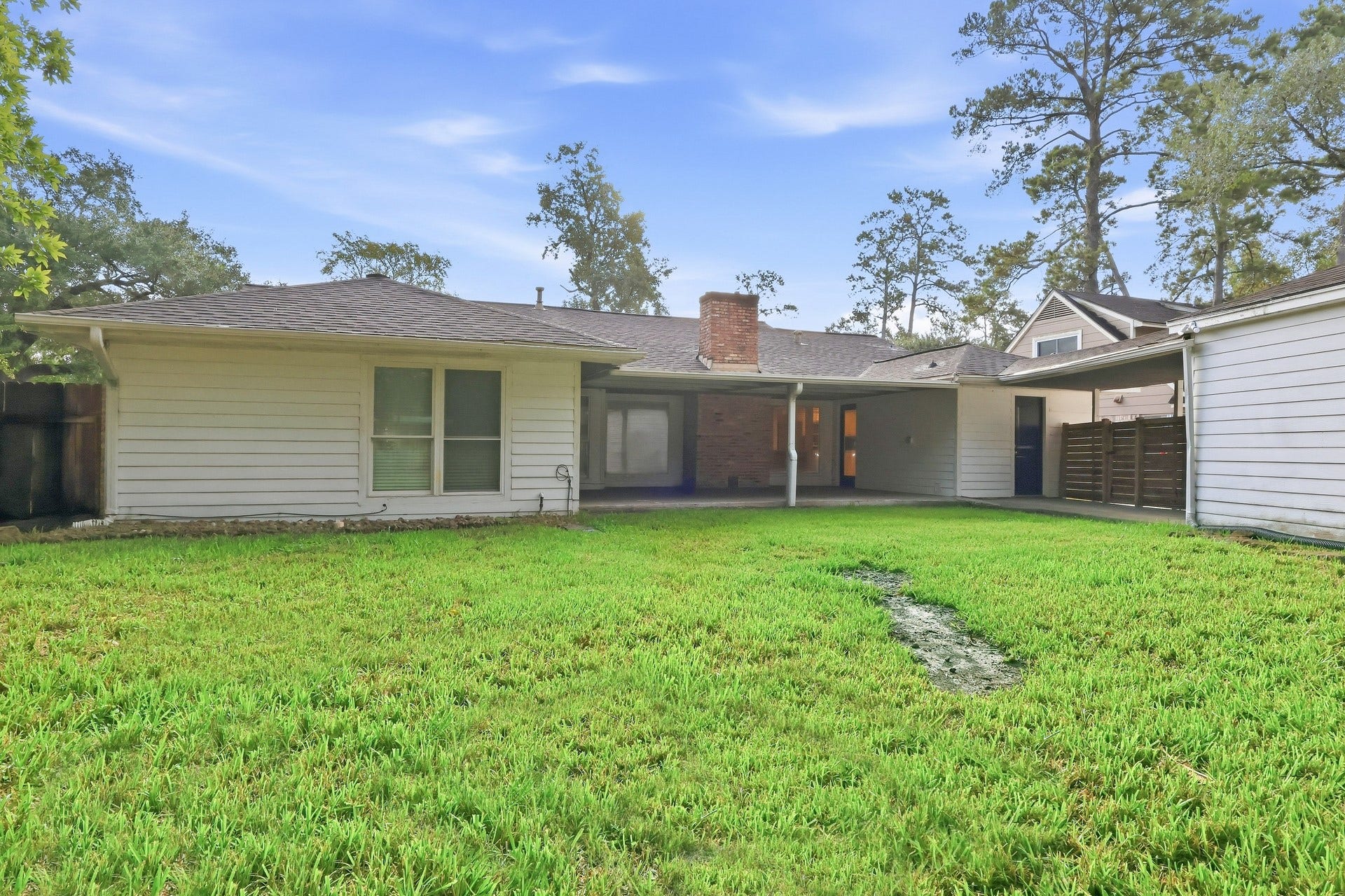 672 Ravensworth Drive, Conroe, TX 77302 672 Ravensworth Drive, Conroe, TX 77302