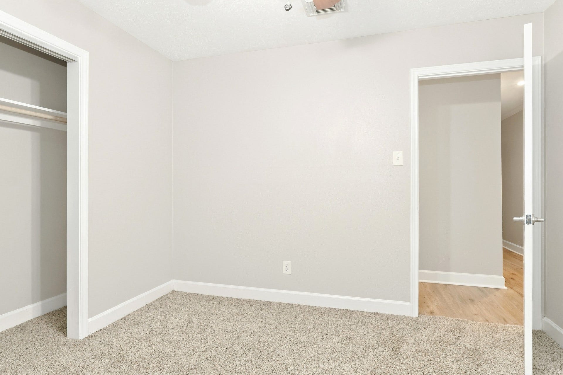 672 Ravensworth Drive, Conroe, TX 77302 672 Ravensworth Drive, Conroe, TX 77302