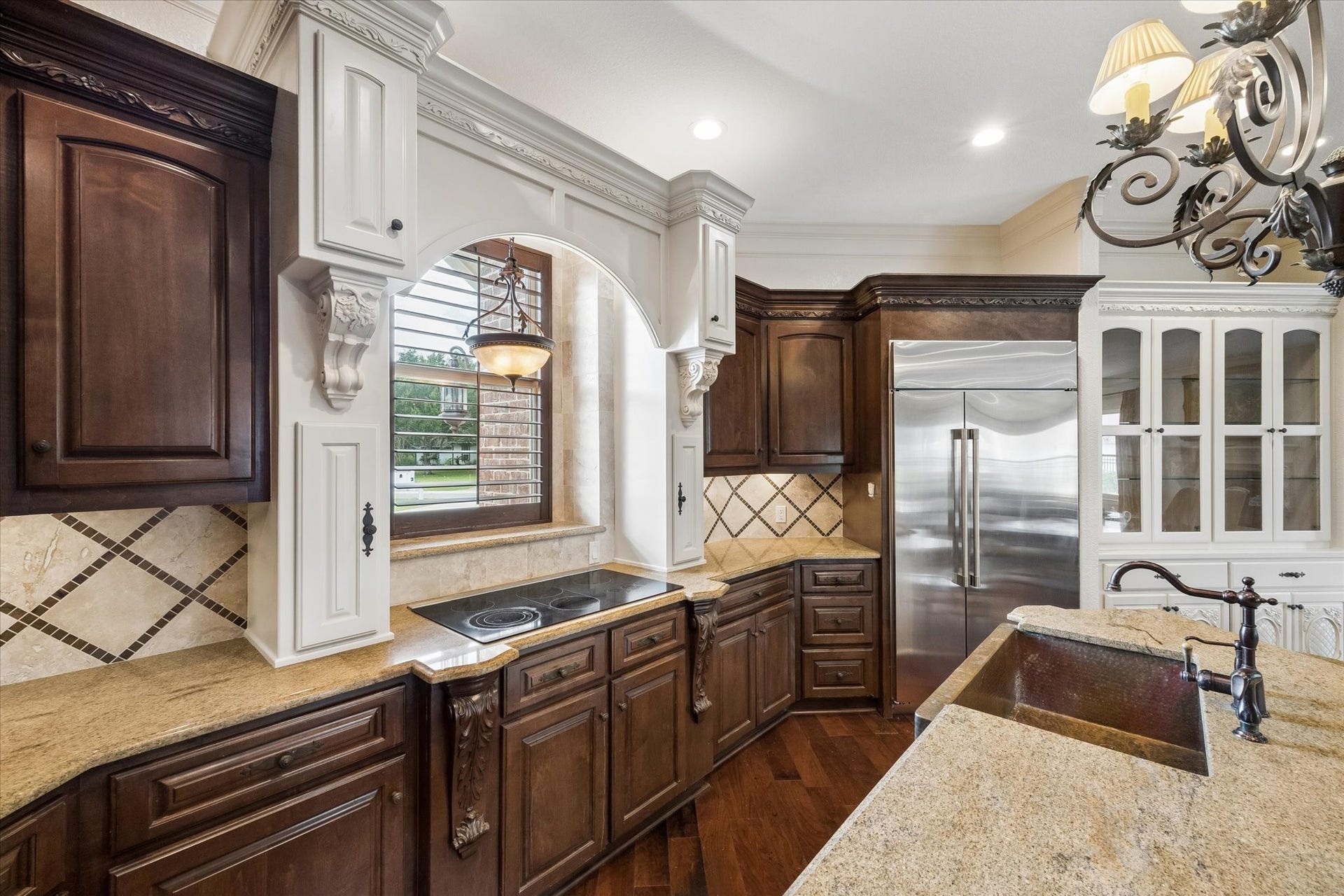 2103 Airline Drive, Friendswood, TX 77546 2103 Airline Drive, Friendswood, TX 77546