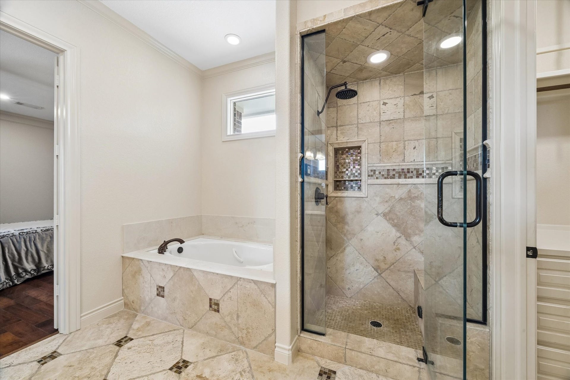 2103 Airline Drive, Friendswood, TX 77546 2103 Airline Drive, Friendswood, TX 77546