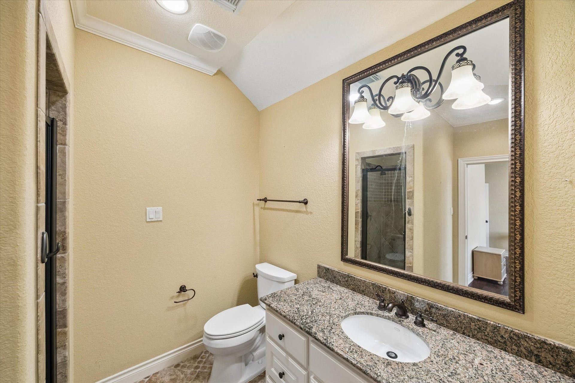 2103 Airline Drive, Friendswood, TX 77546 2103 Airline Drive, Friendswood, TX 77546