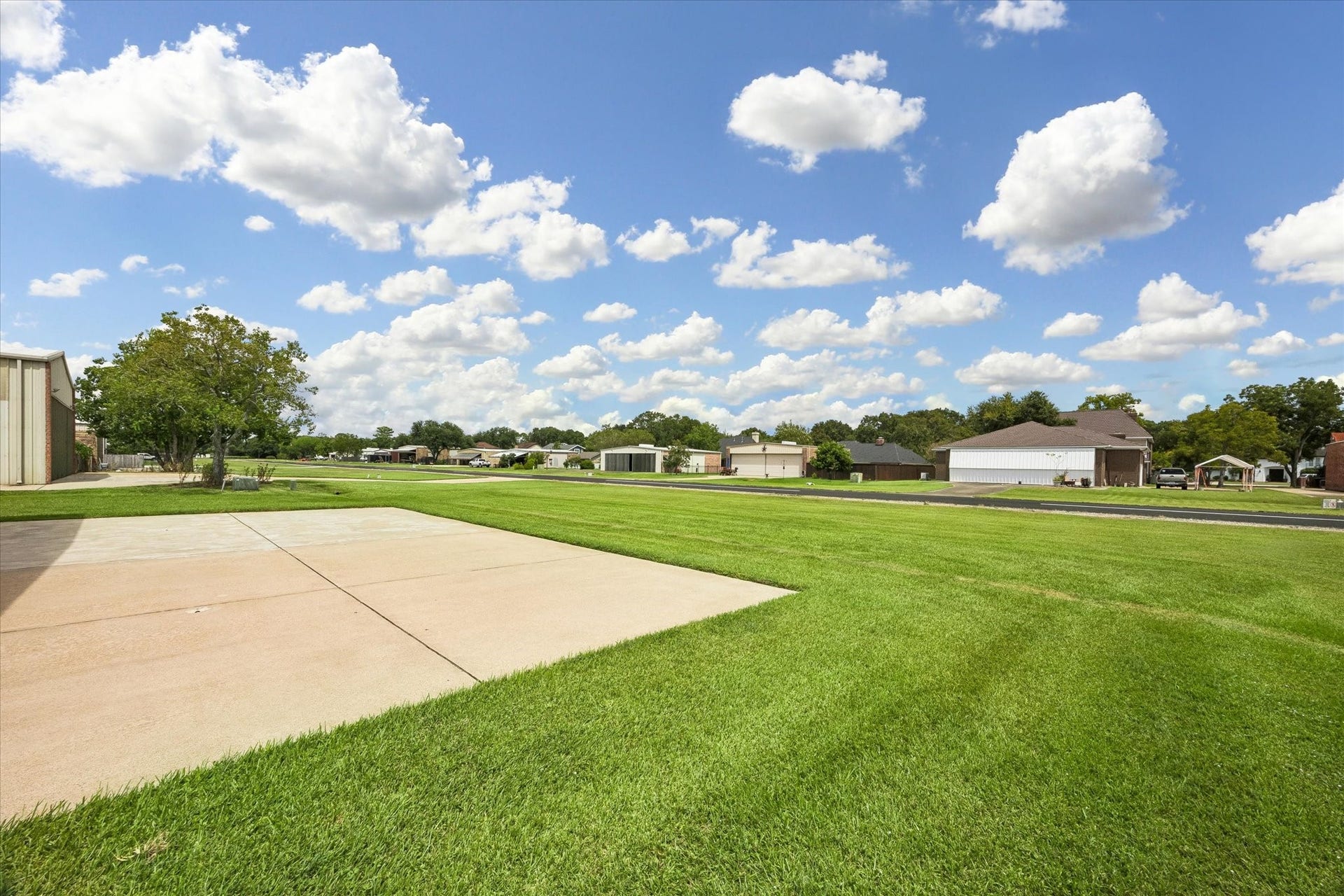 2103 Airline Drive, Friendswood, TX 77546 2103 Airline Drive, Friendswood, TX 77546
