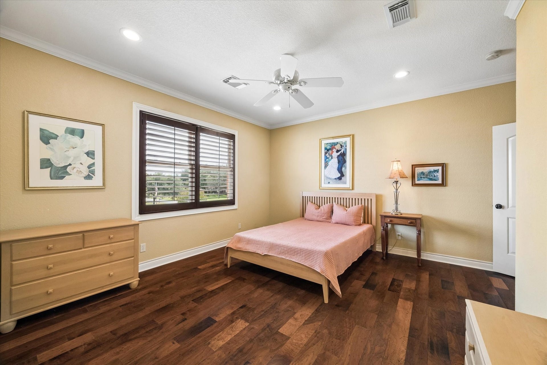 2103 Airline Drive, Friendswood, TX 77546 2103 Airline Drive, Friendswood, TX 77546