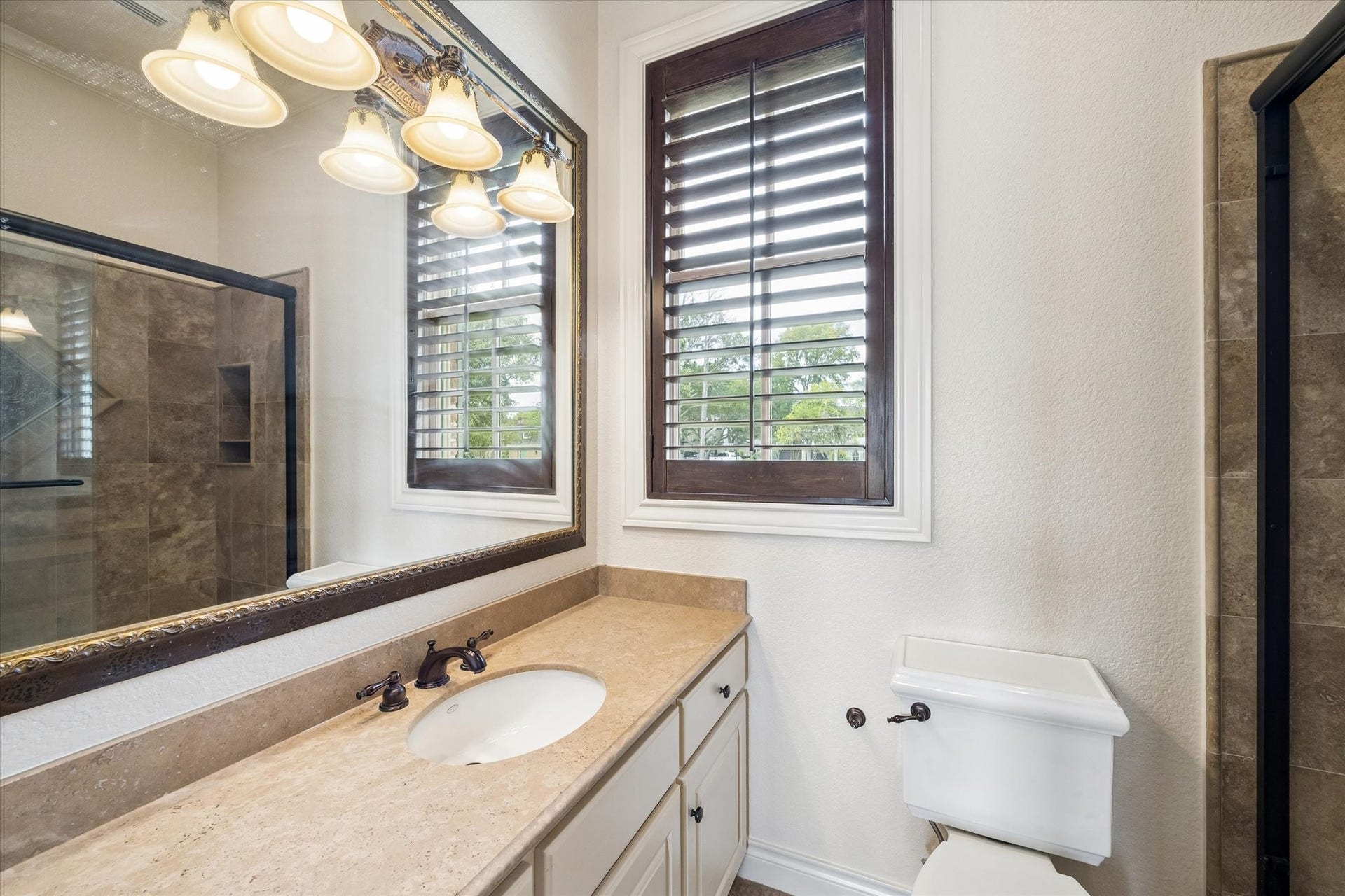2103 Airline Drive, Friendswood, TX 77546 2103 Airline Drive, Friendswood, TX 77546