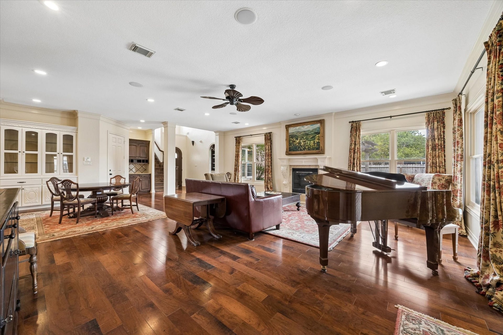 2103 Airline Drive, Friendswood, TX 77546 2103 Airline Drive, Friendswood, TX 77546