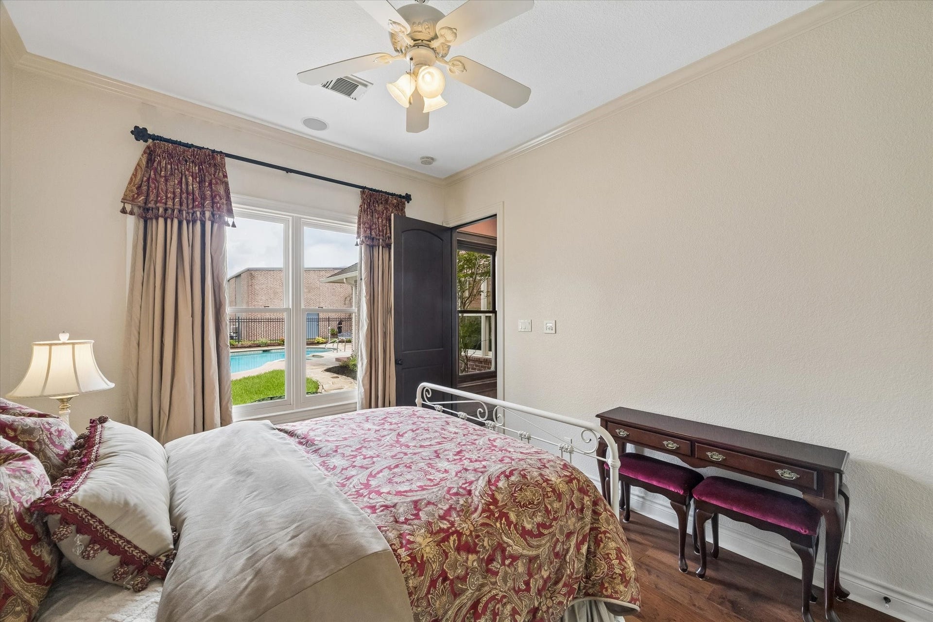 2103 Airline Drive, Friendswood, TX 77546 2103 Airline Drive, Friendswood, TX 77546