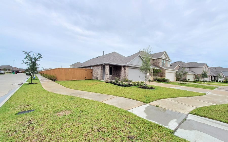 Property photo for 4901 Blue Beetle Ridge Drive, Katy, TX