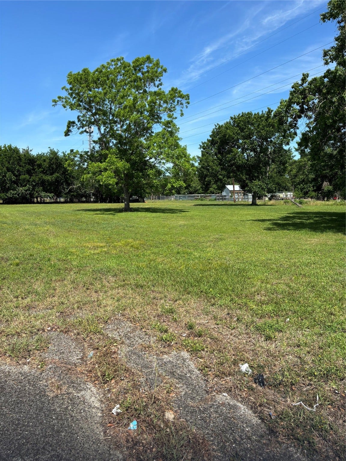 3706 Strawberry Road, Pasadena, TX 77504 3706 Strawberry Road, Pasadena, TX 77504