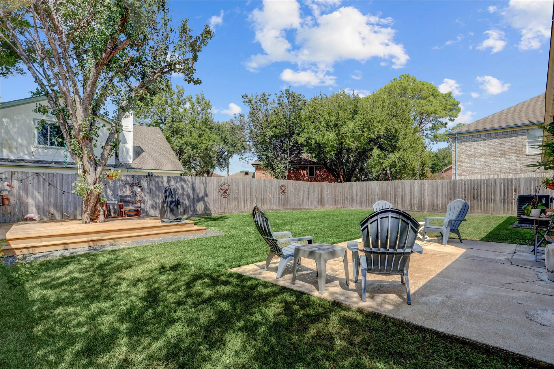 2513 Hadley Circle, Sugar Land, TX 77478 2513 Hadley Circle, Sugar Land, TX 77478