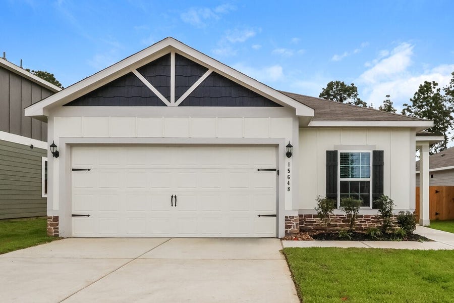 Property photo for 15648 Plum Brook Drive, Conroe, TX