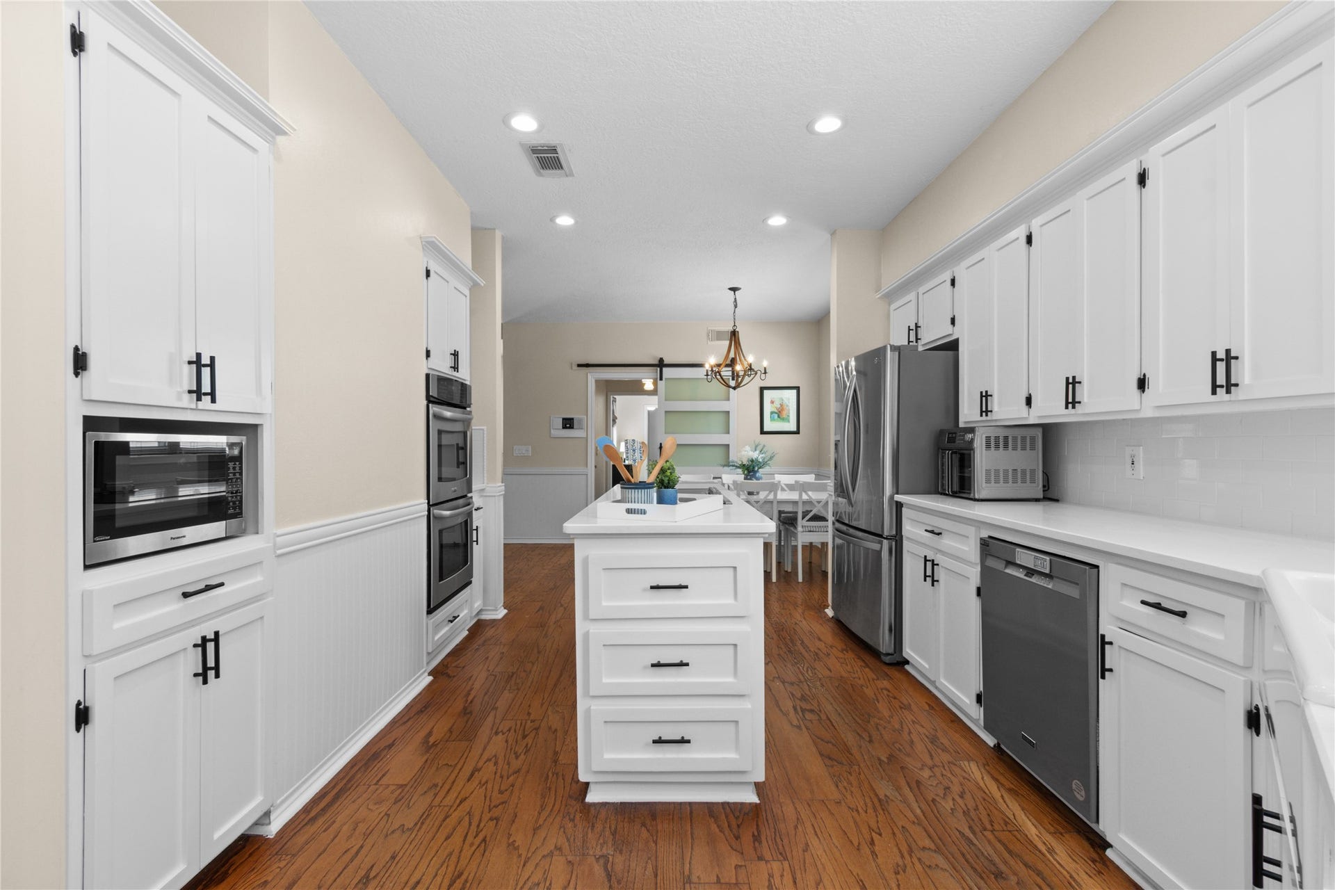 3 Dunlin Meadow Court, The Woodlands, TX 77381 3 Dunlin Meadow Court, The Woodlands, TX 77381