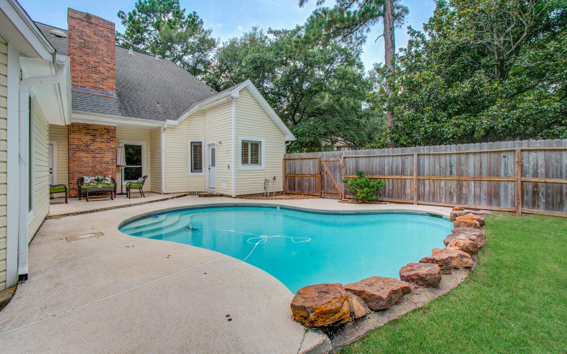 3 Dunlin Meadow Court, The Woodlands, TX 77381 3 Dunlin Meadow Court, The Woodlands, TX 77381
