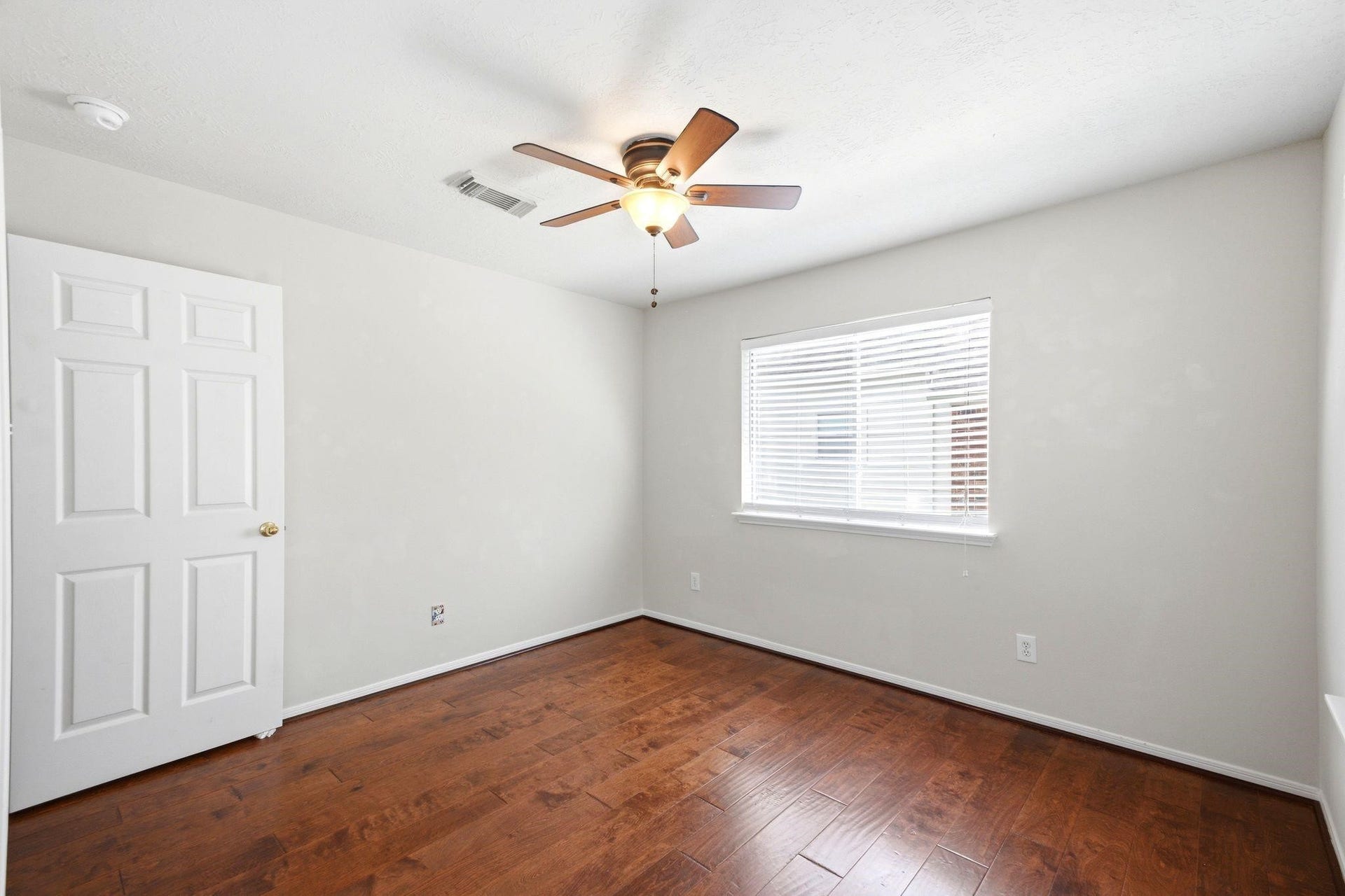 3126 Waters View Dr, Sugar Land, TX 77478 3126 Waters View Dr, Sugar Land, TX 77478