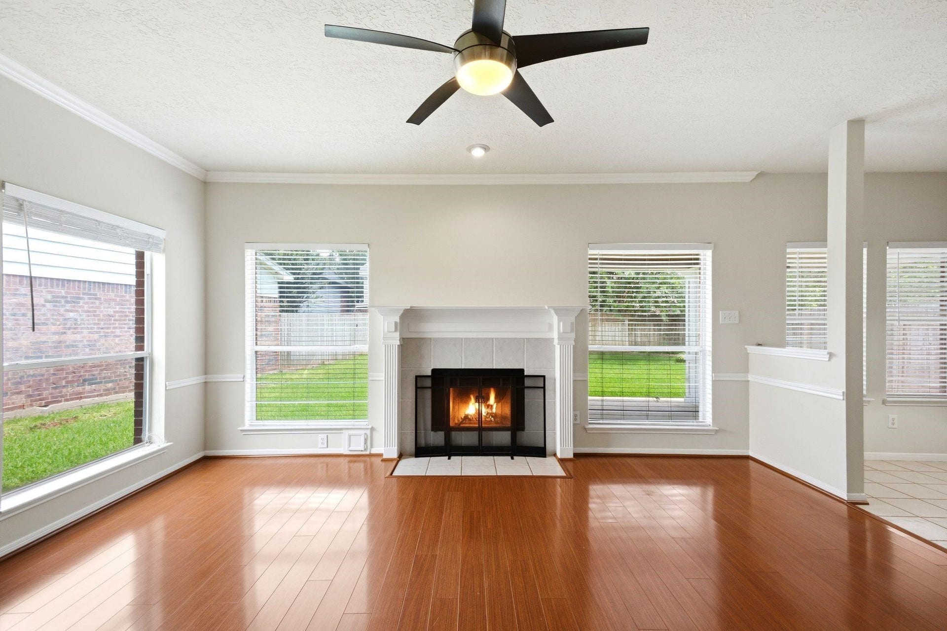 3126 Waters View Dr, Sugar Land, TX 77478 3126 Waters View Dr, Sugar Land, TX 77478