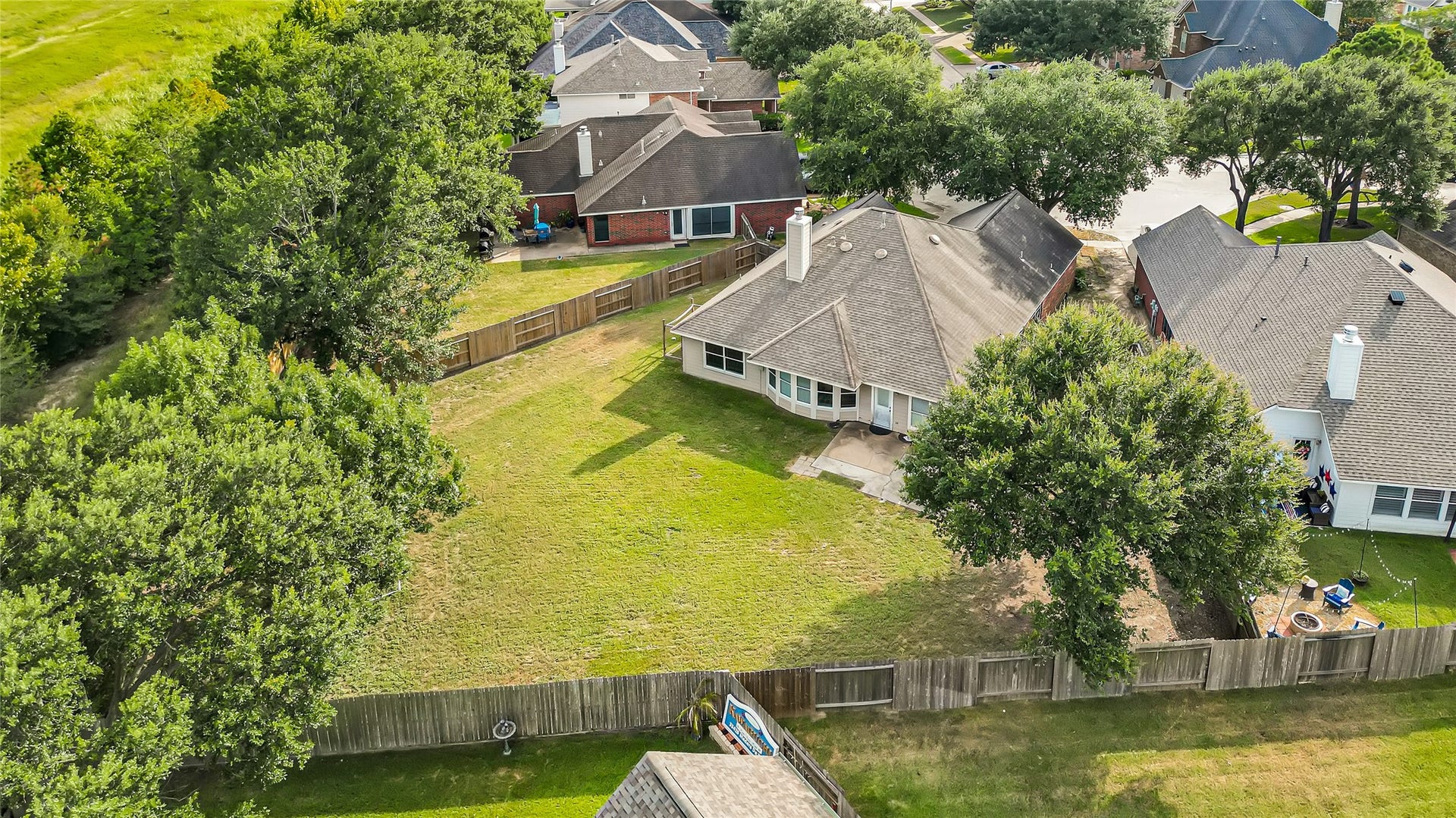 7102 Hollow Field Lane, Cypress, TX 77433 13,000+ Sqft Lot!