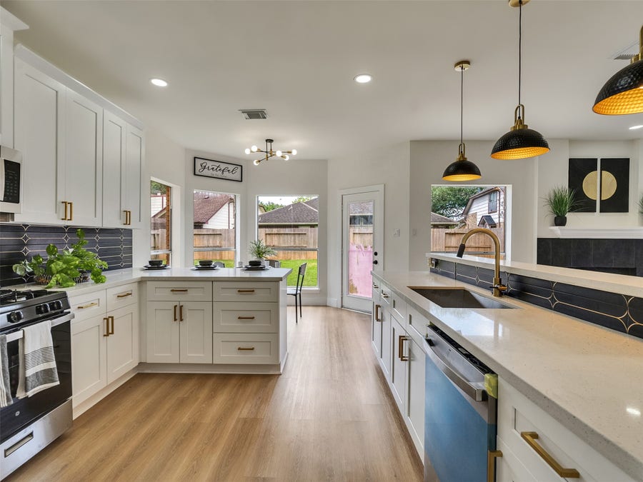 Property photo for 246 Cedar Elm Lane, Sugar Land, TX