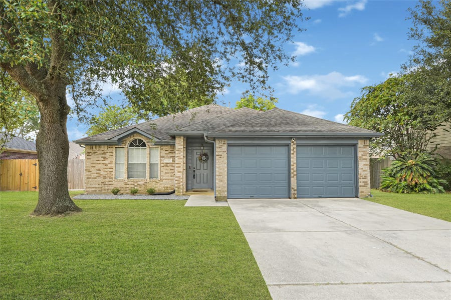 Property photo for 4518 Sioux Street, Baytown, TX