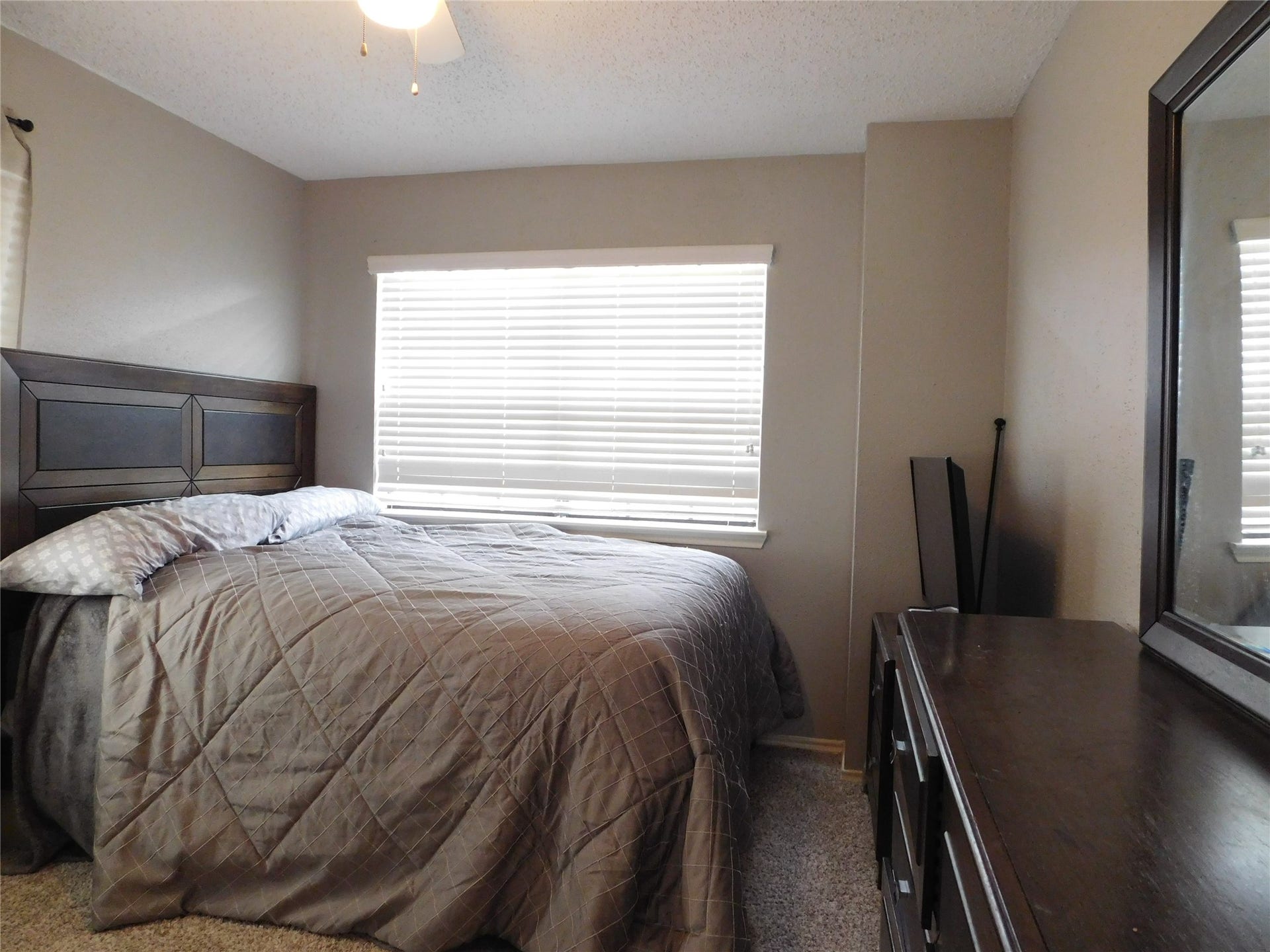 1703 Regal Blue Court, Fresno, TX 77545 1703 Regal Blue Court, Fresno, TX 77545