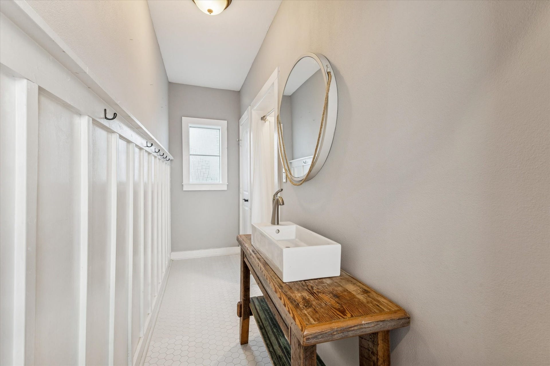 2520 Ave L, Galveston, TX 77550 2520 Ave L, Galveston, TX 77550
