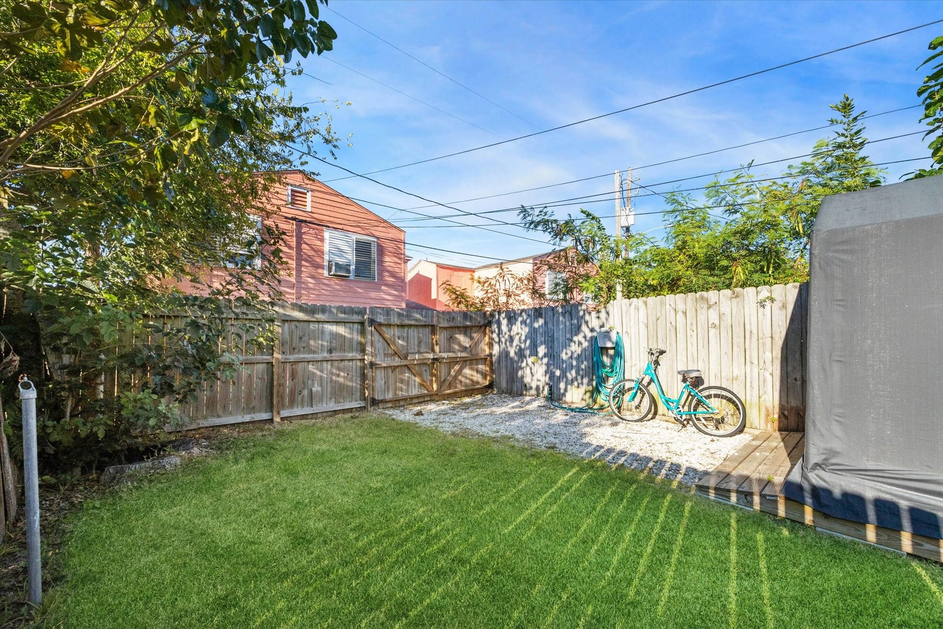 2520 Ave L, Galveston, TX 77550 2520 Ave L, Galveston, TX 77550