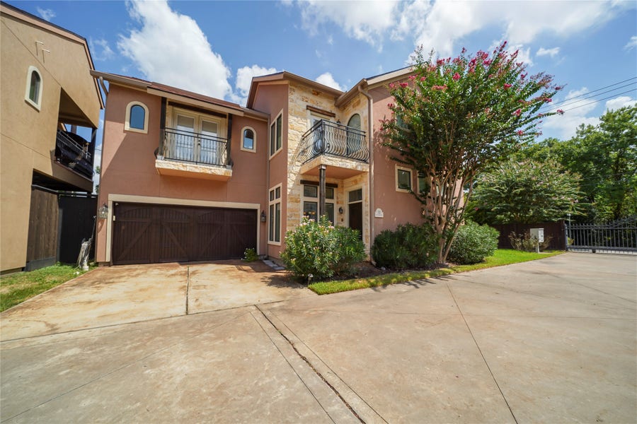 Property photo for 11020 Little John Way, Hockley, TX