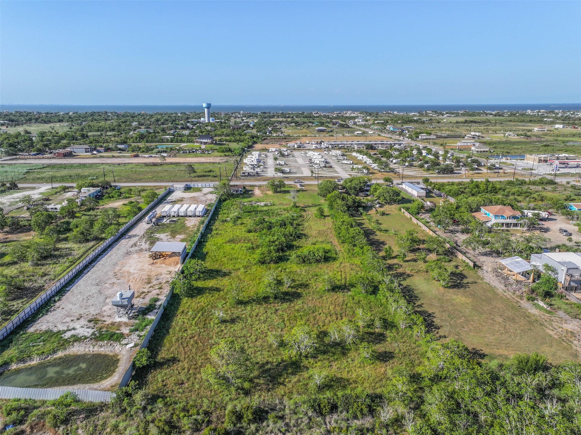 2375 E Fm 517, San Leon, TX 77539 2375 E Fm 517, San Leon, TX 77539