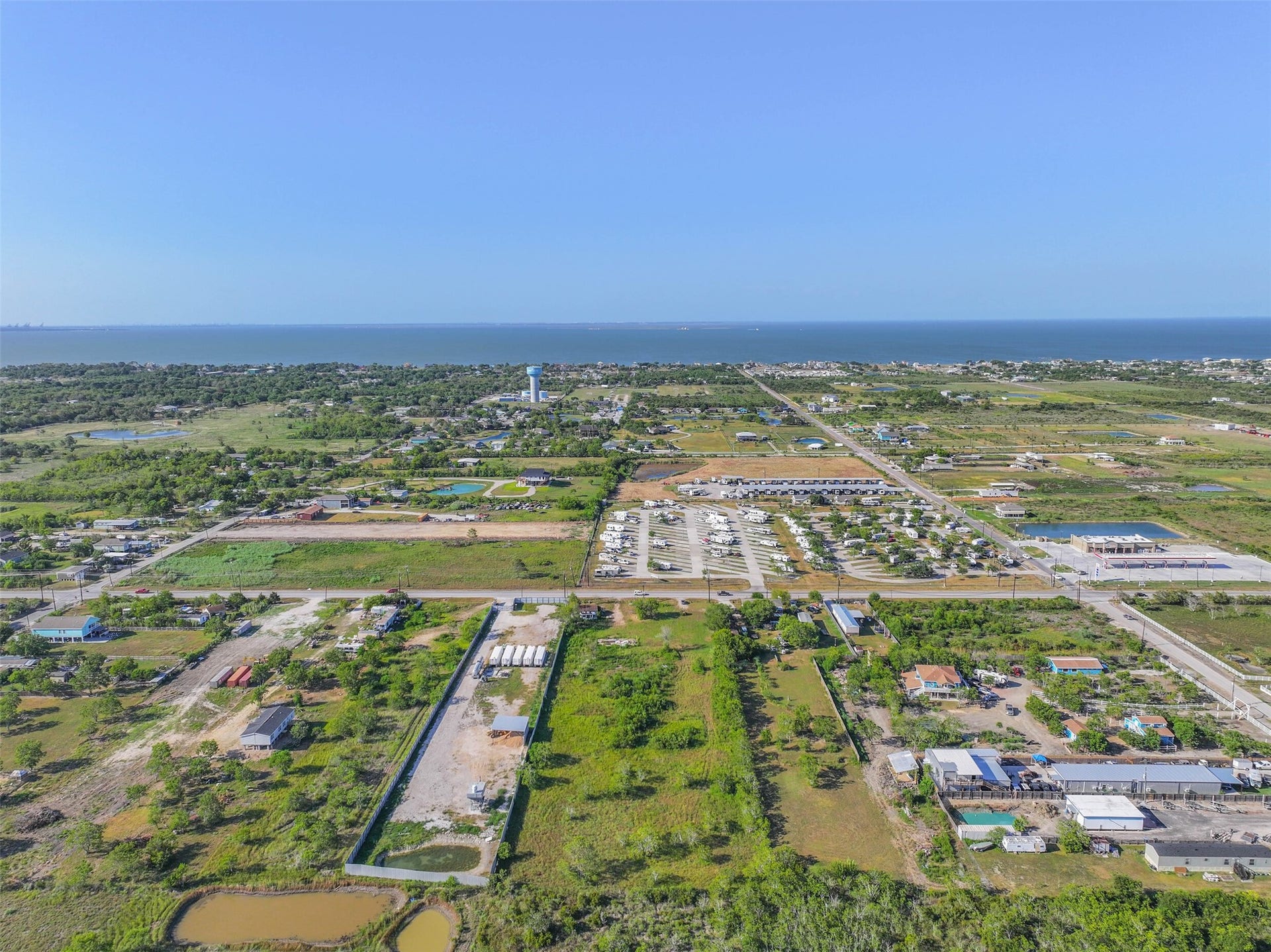 2375 E Fm 517, San Leon, TX 77539 2375 E Fm 517, San Leon, TX 77539