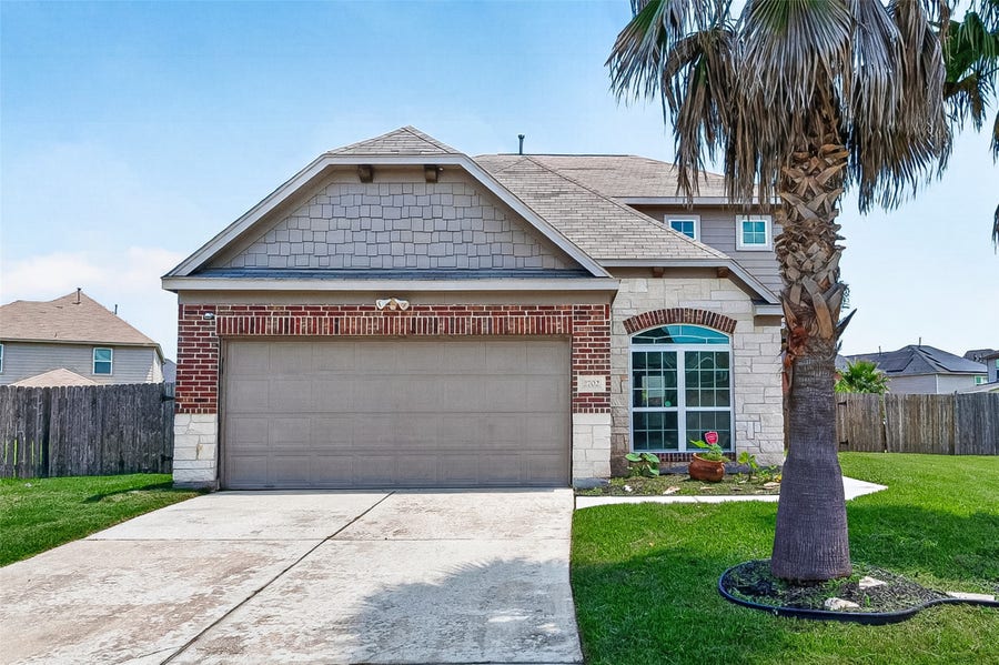 Property photo for 2702 Modano Court, Fresno, TX